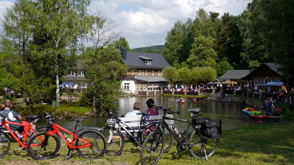 Hotel Gondelfahrt คัวร์ออร์ทโยนส์ดอร์ฟ ภายนอก รูปภาพ